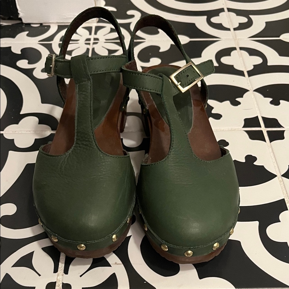 Women's Green Leather T-Strap Clog Mules